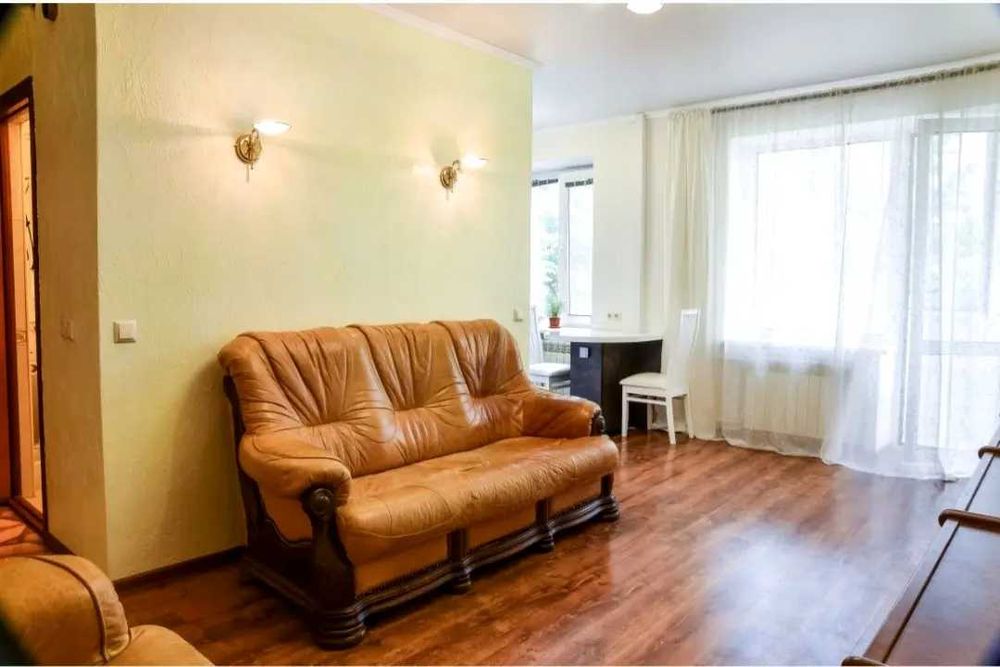 Квартира з ремонтом Палац Україна