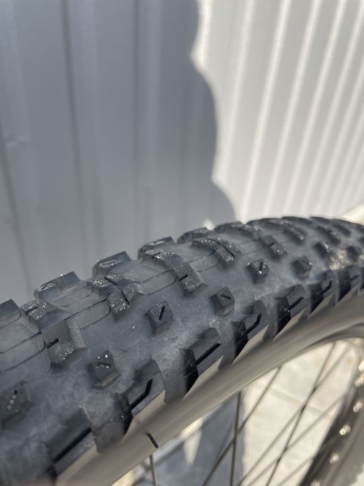 Велосипед dartmoor primal 27.5 s (rock shox, shimano, race face)