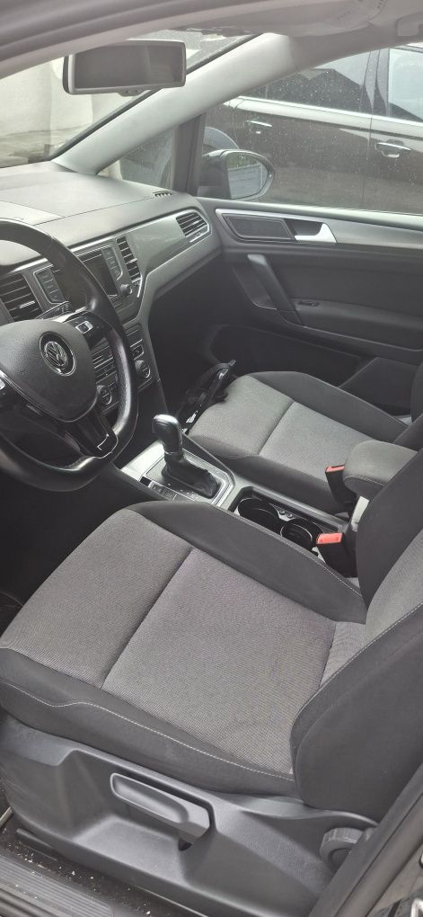 Volkswagen Golf VII Sportsvan DSG, AUTOMAT 1,2 TSI, 2015 rok, czarny