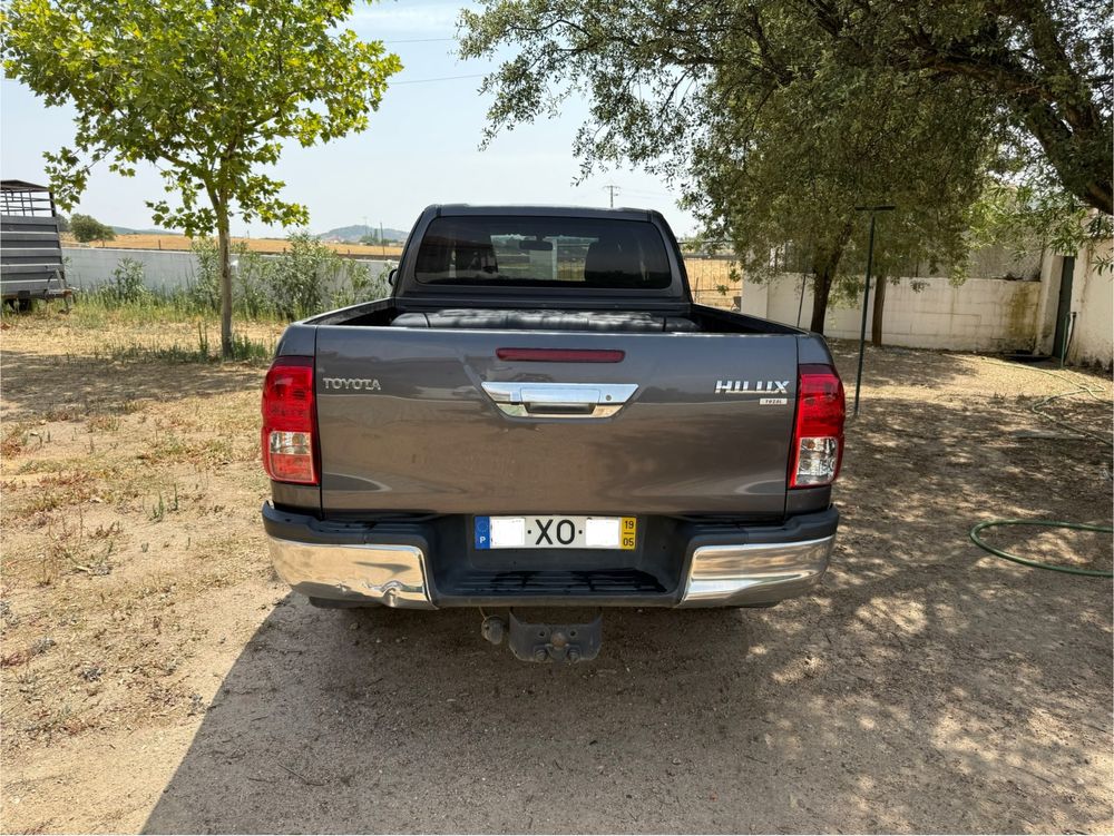 Toyota Hilux Trial 4x4