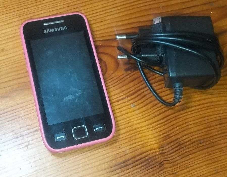 Смартфон Samsung Wave 525 GT-S5250
