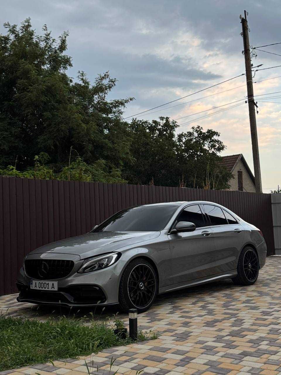 Mercedes-Benz C-Class 2015
