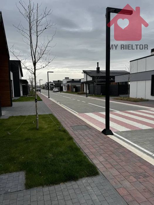 Продаж автономного будинку в котеджному містечку SoHo Town