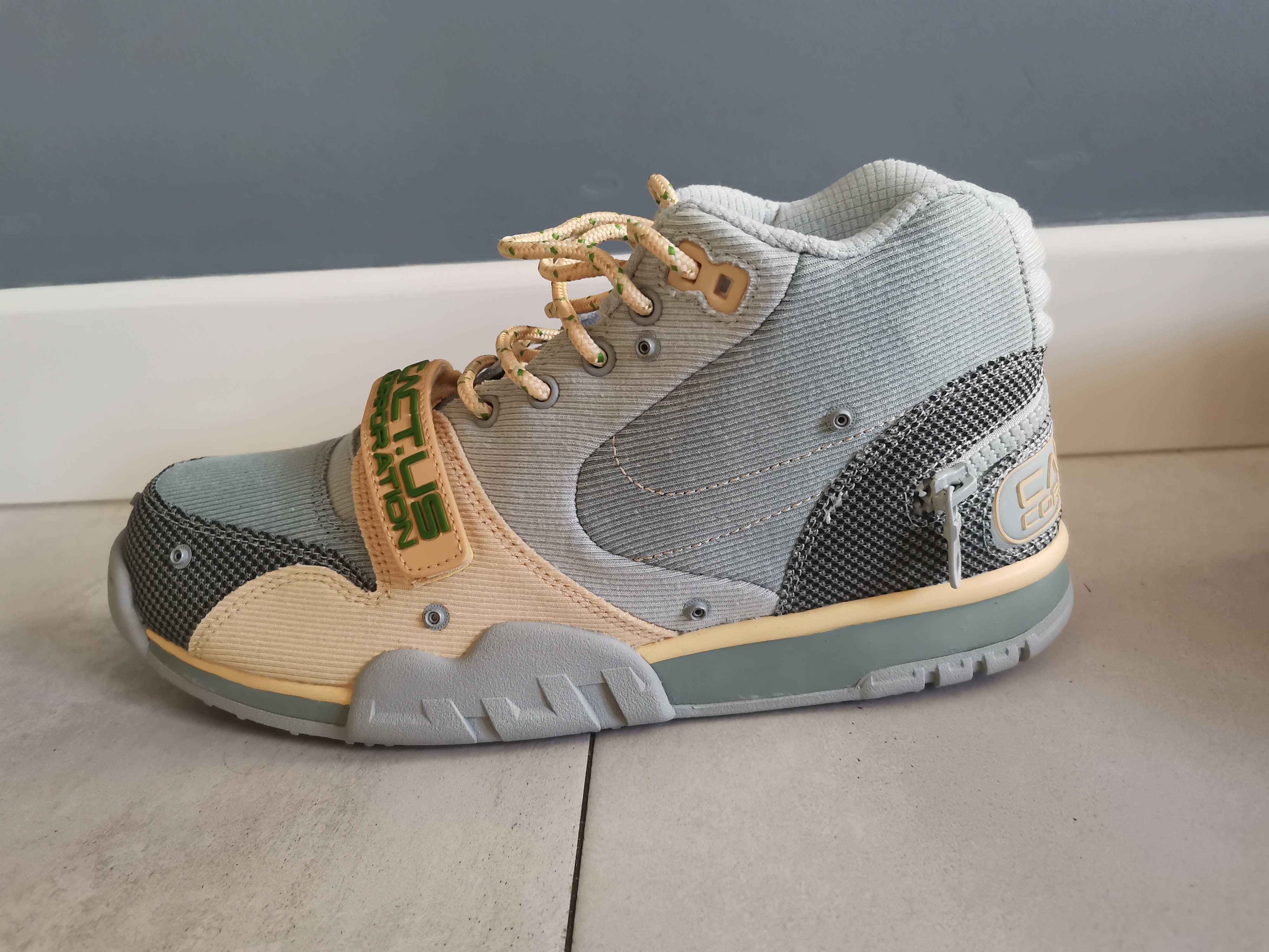 NIKE Travis Scott x Air Trainer 1 SP Grey Haze rozm. 42,5 Unikat