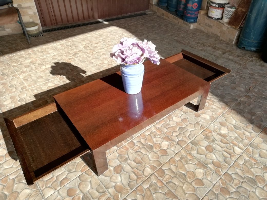 Mesa espectacular de Sala Com Gavetas