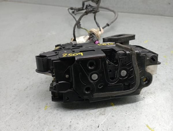 Fechadura / fecho porta frente direito VOLKSWAGEN Golf VII (5G1, BQ1,