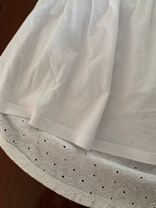 T shirt branca corte inglês com folho manga