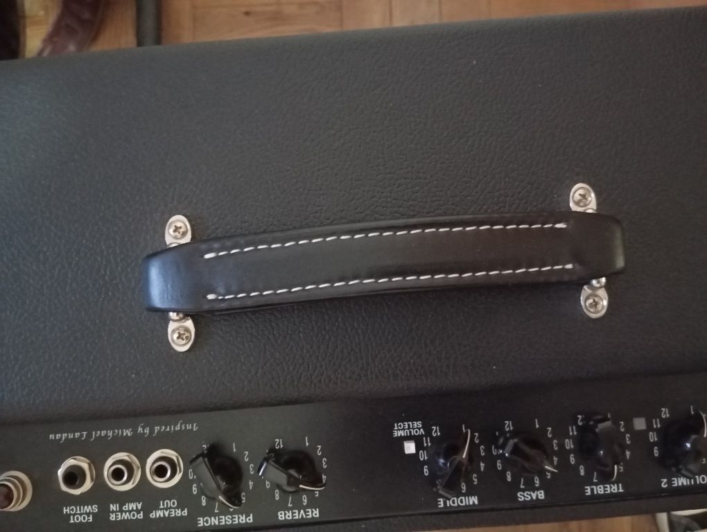 Amplificador a Válvulas Fender ML