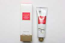 Avon perfumowany krem do rąk TTA Celebrate 30 ml