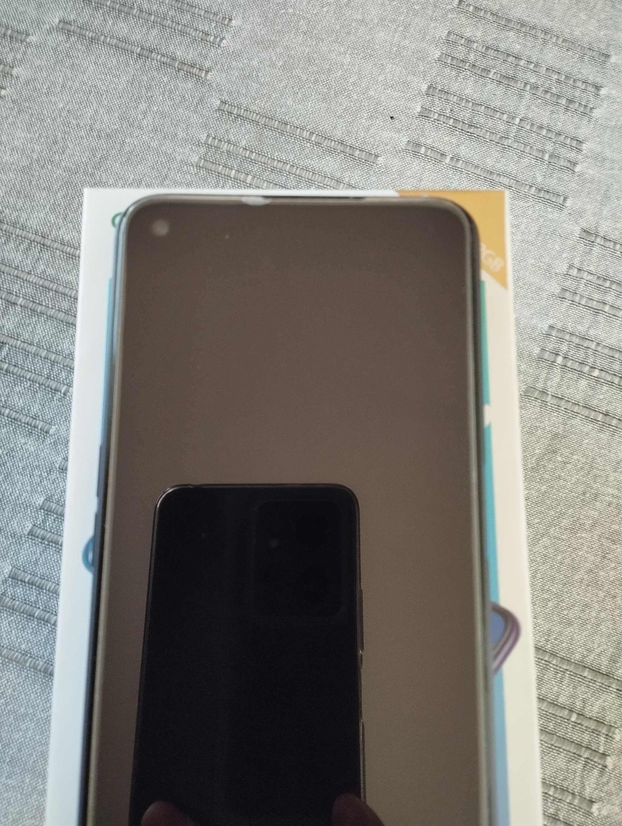 Smartfon Oppo A72 4/128 - idealny stan