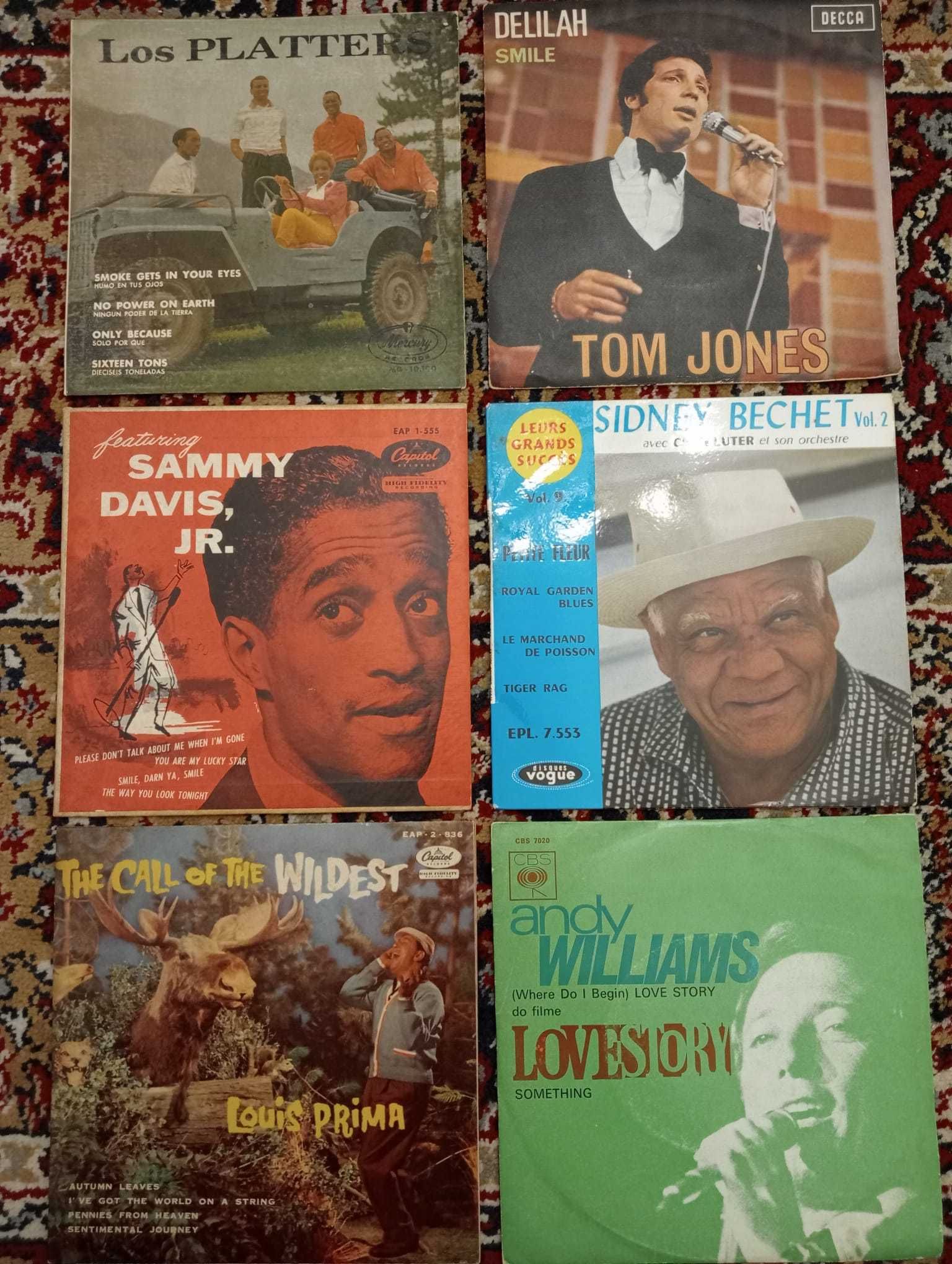Discos Singles (7 polegadas)-  Diversos Estilos