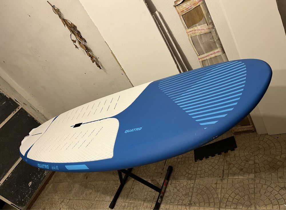 Prancha SUP da marca Quatro modelo Glide