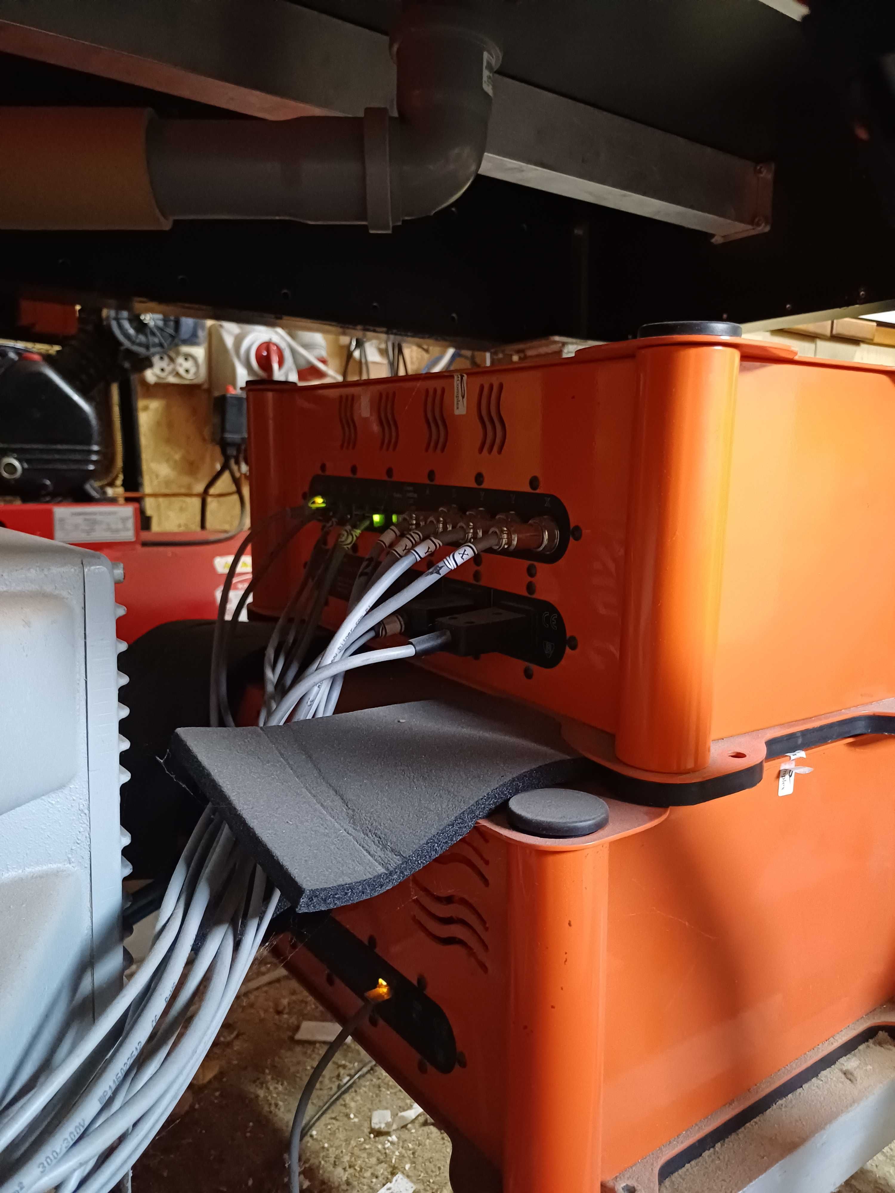 Ploter frezujący CNC  PlotCompex Black1008  bardzo dobry stan + Mach3