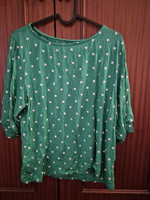 Blusa verde larga