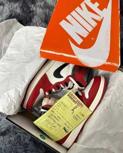 Jordan 1 Retro High OG Chicago Lost And Found
