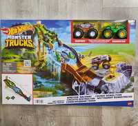 Ігровий набір Hot Wheels Перегони титанів серії Monster Trucks (HGV12)