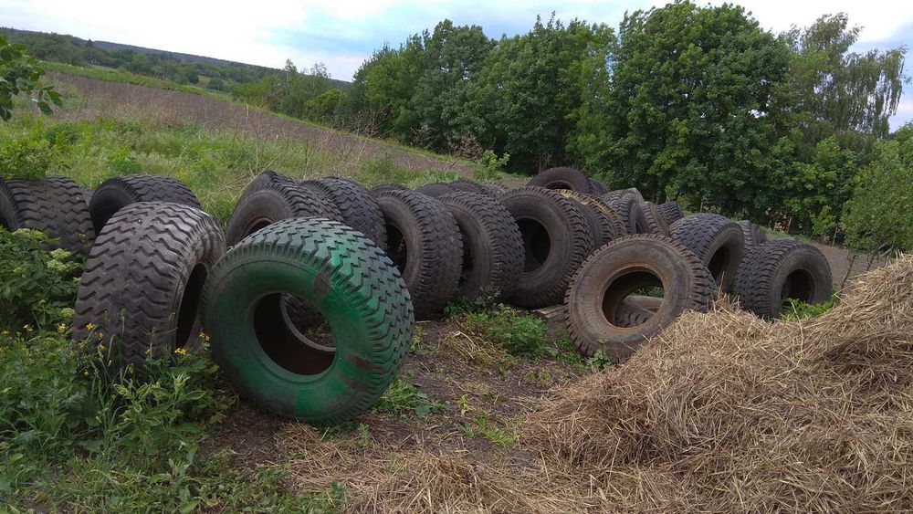 Колеса підбадьори на всюдихід  шини КФ-97 16,5 / 70 - 18