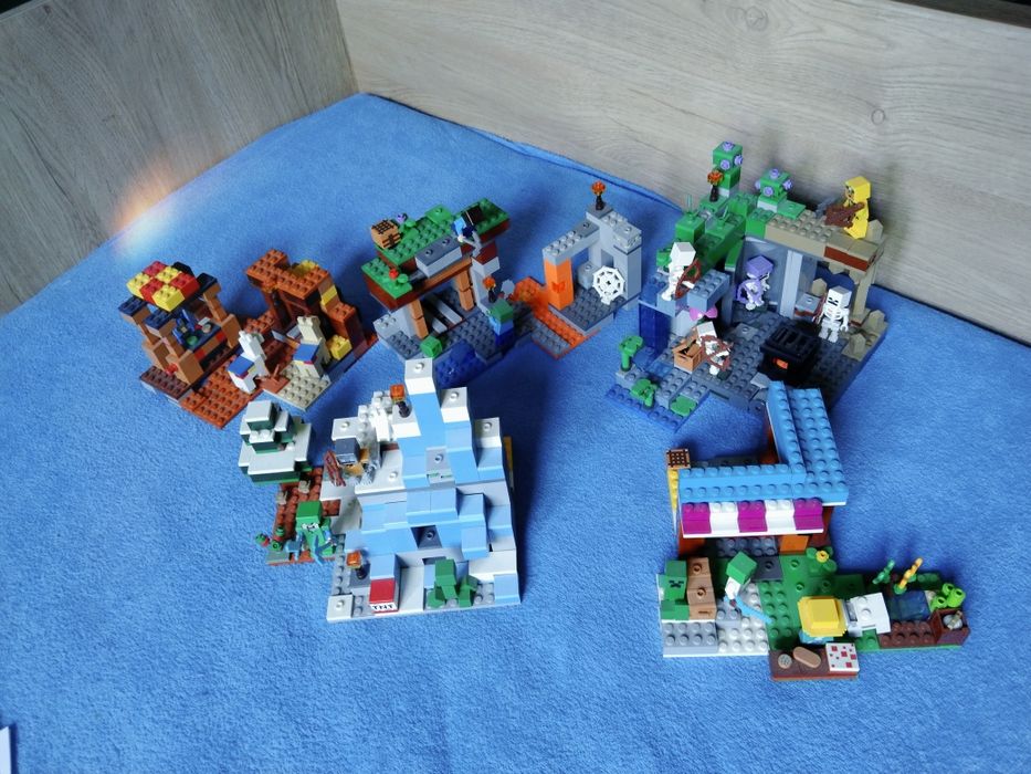 Klocki LEGO Minecraft 13 zestawów