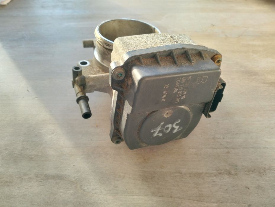 Przepustnica Peugeot Citroen Xsara 307 407