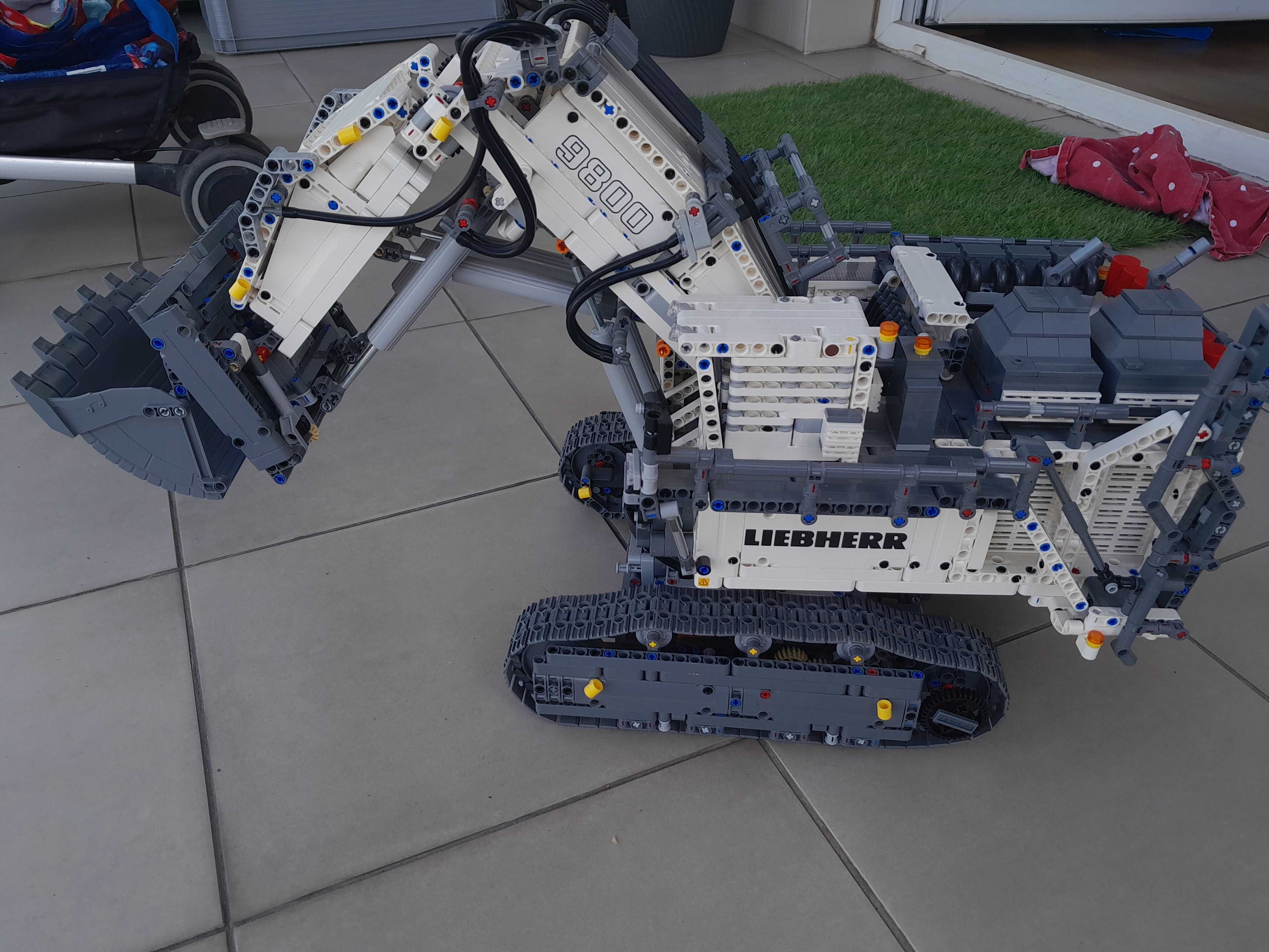 Koparka Liebherr R Lego Technic 42100
