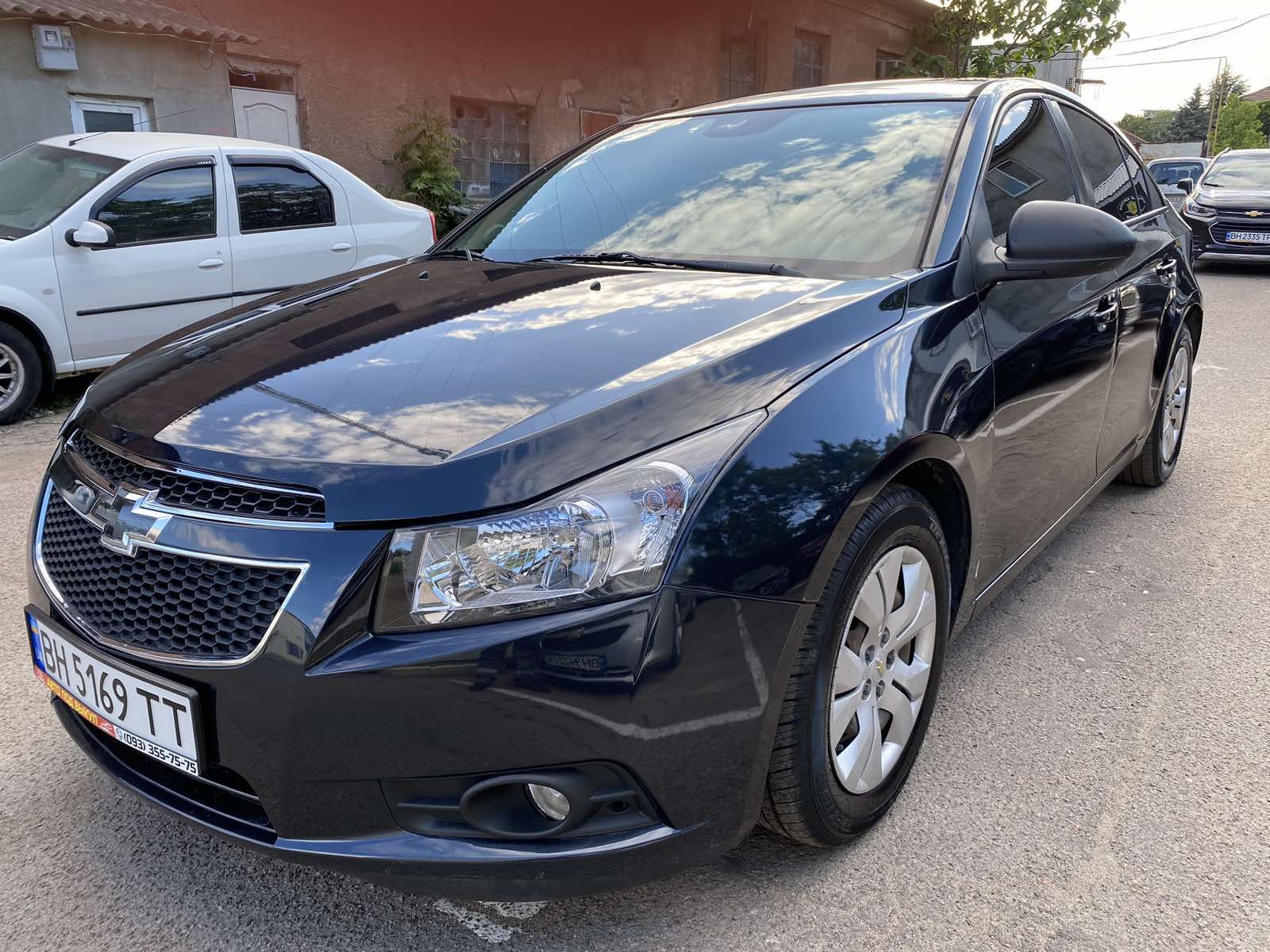 Продам chevrolet cruze 1.8