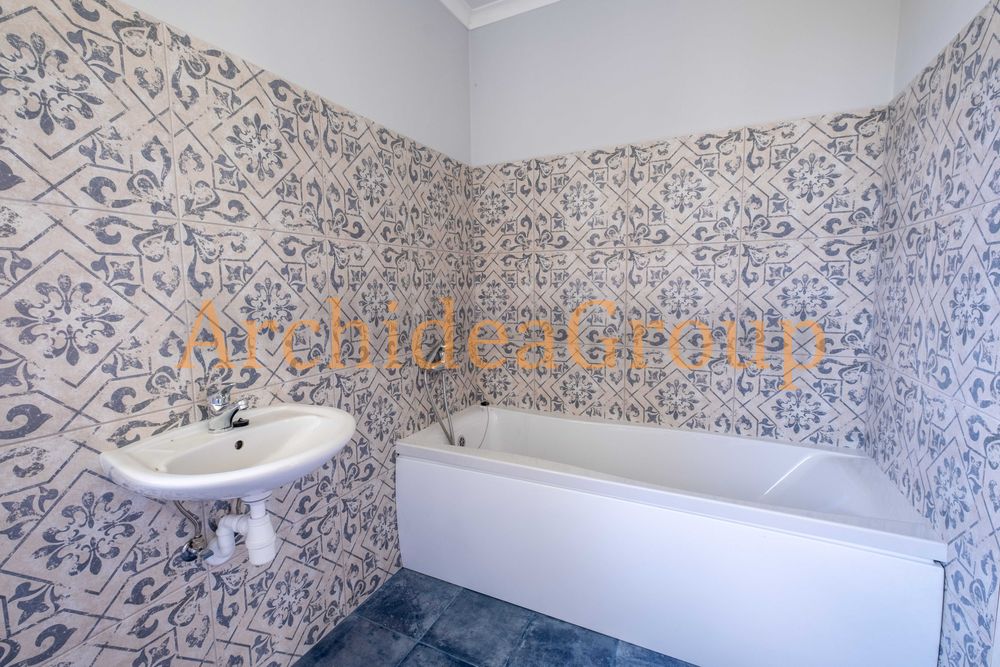 Компактний 2-х пов. будинок вс. Северіновка