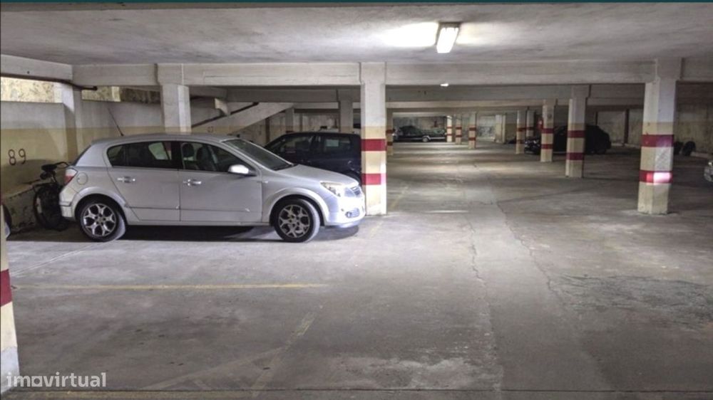 Vendo lugar de Garagem no centro de Matosinhos