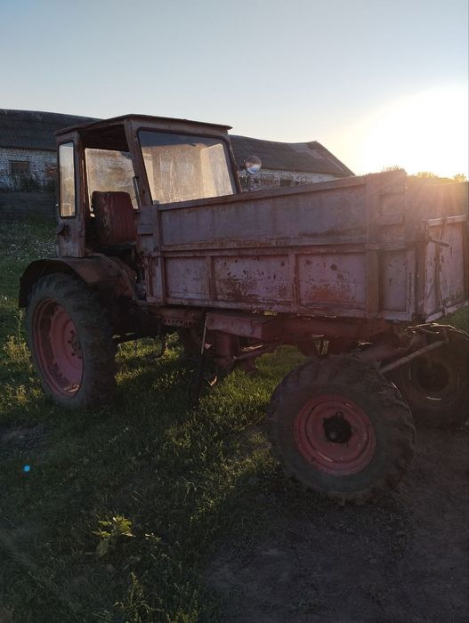 Продам трактор Т-16