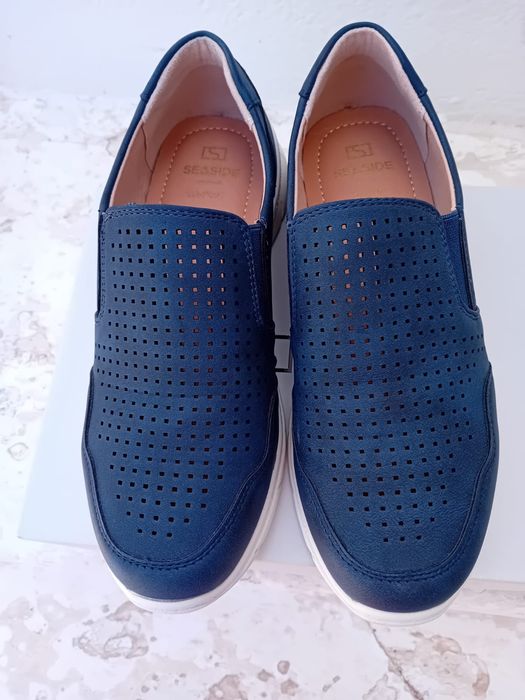 Sapatos desportivos senhora 38 Novos