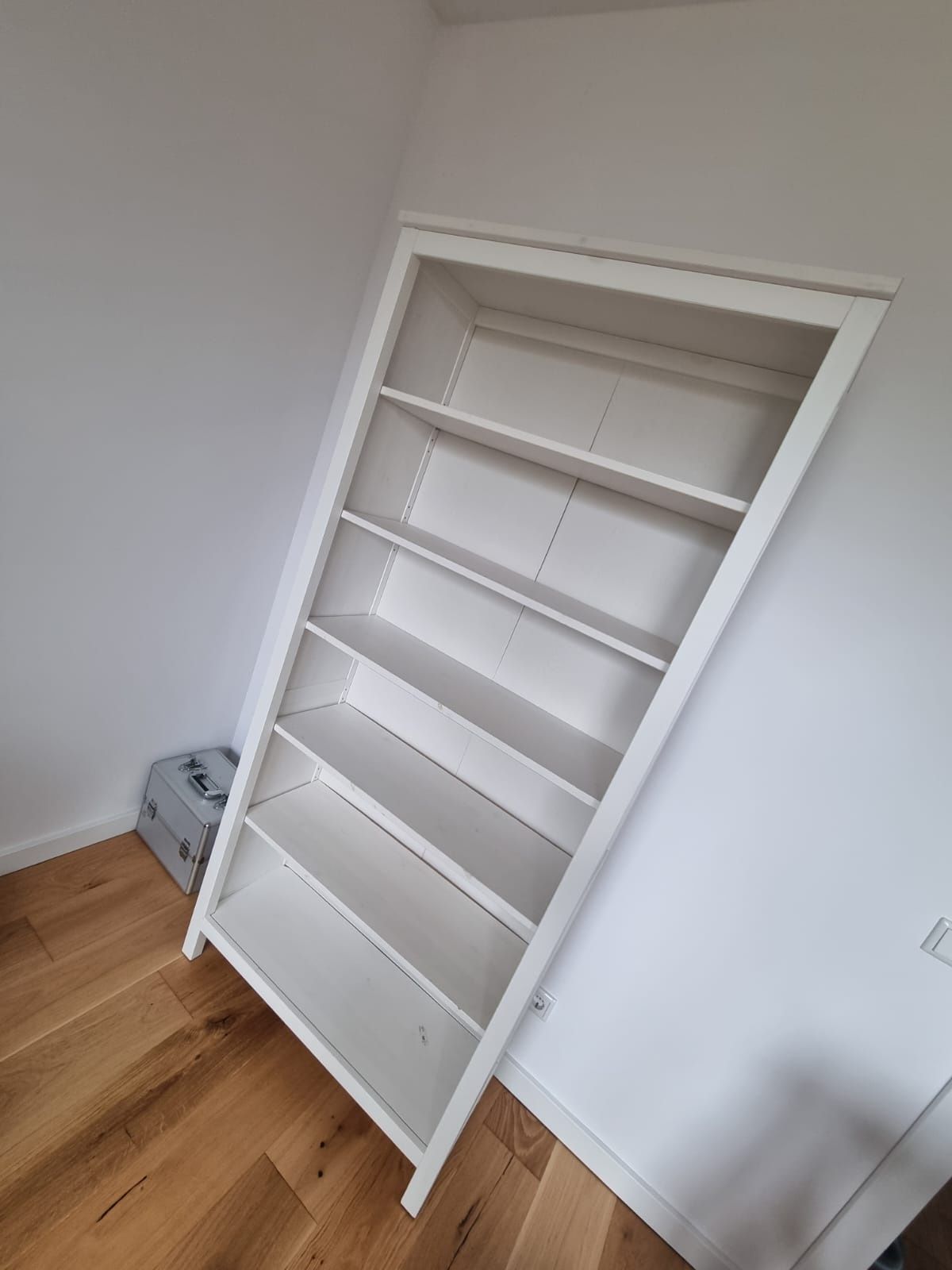 Ikea Hemnes regał drewniany