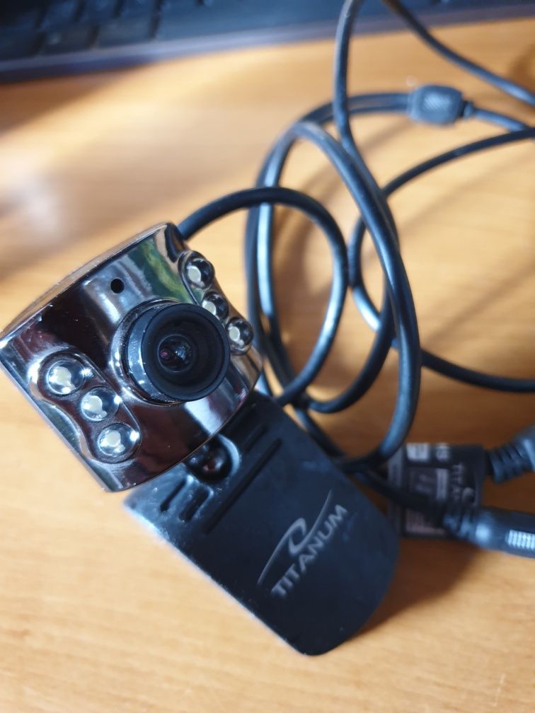 Zestaw: kamerka internetowa TITANUM + mikrofon Trust, USB + mini jack
