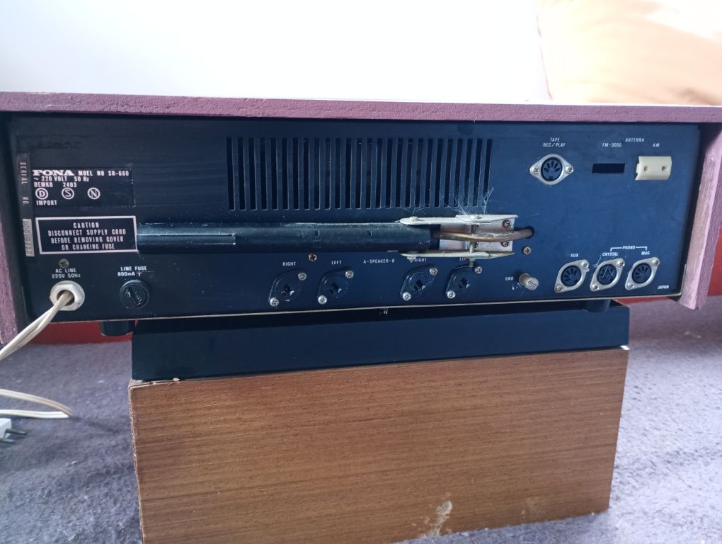 Fona SR-660 radio amplituner vintage