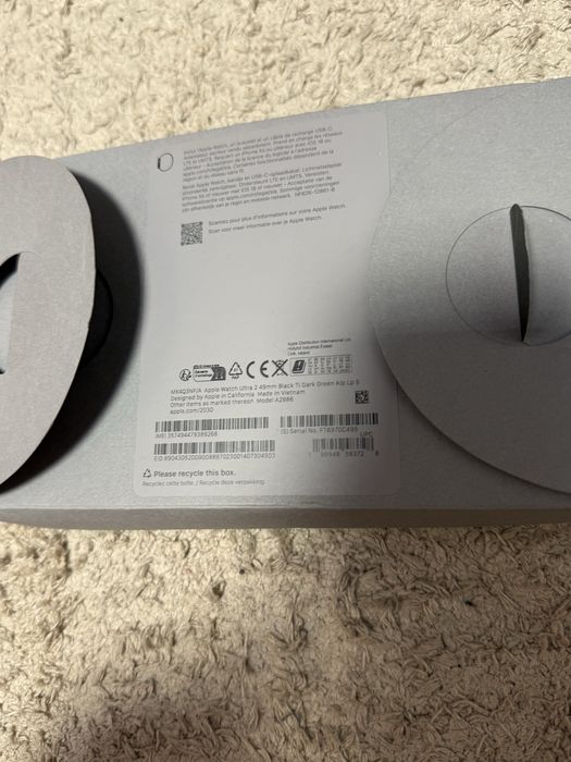 Apple Watch Ultra 2 49mm GPS + LTE Black Titanium Case