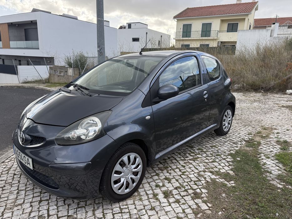 Toyota Aygo 1.0 com Ar Condicionado