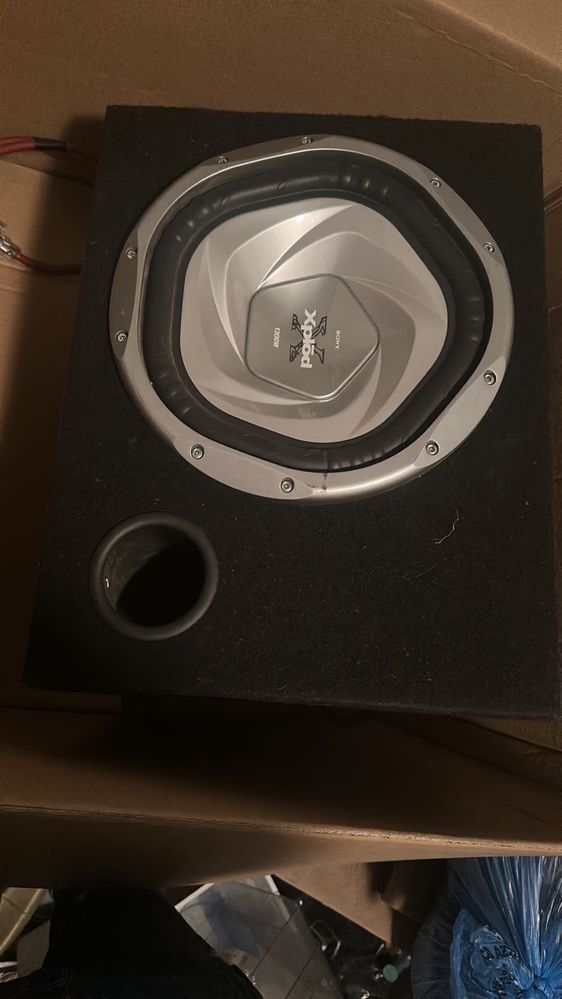 Subwoofer sony plus wzmacniacz sony 1600W