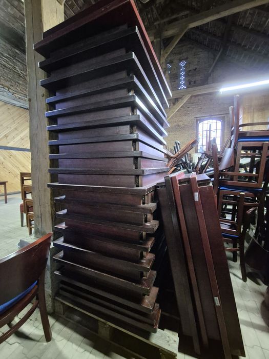 80x Krzesło drewniane FAMEG + stoły | Restauracja | Sala bankietowa |