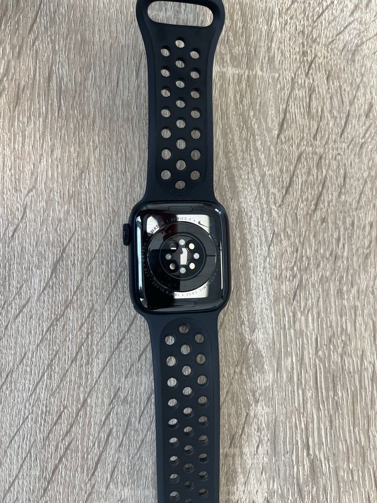 Apple watch 7 Nike