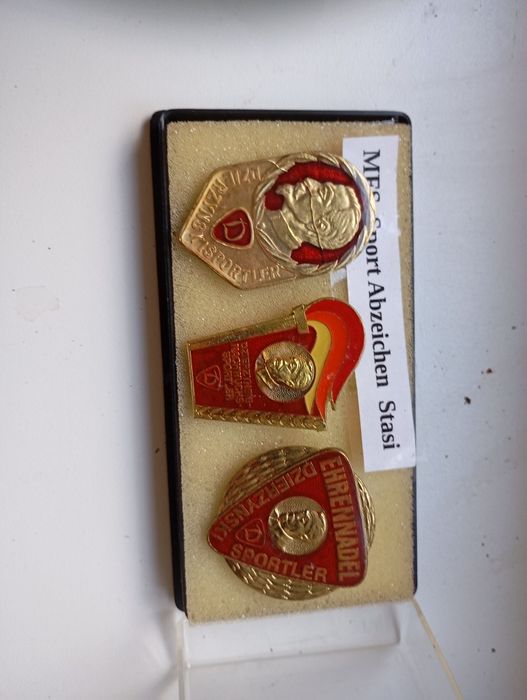 Немецкий знак металл