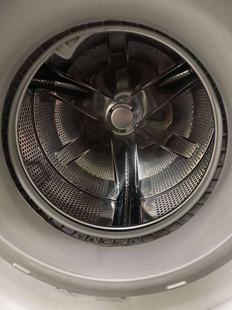 Pralka boczny wsad Zanussi FAE 1025V Aquacycle