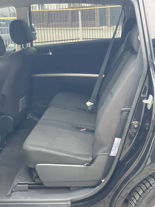 продам Toyota Corolla Verso