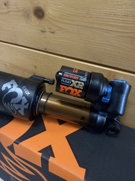 FOX FLOAT X2 FACTORY // 230x62,5mm