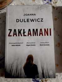 Joanna Dulewicz, Zakłamani