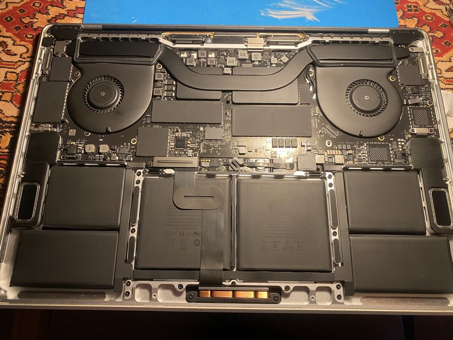 W pełni sprawna Płyta główna do MacBook Pro 15 A1990 I7 16RAM 256SSD