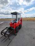 Miniładowarka bobcat gehl burtowa ładowarka wąska 100