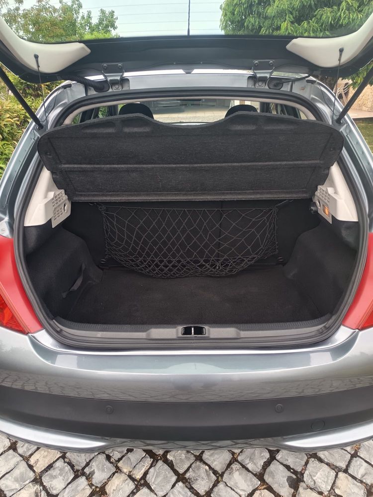 Peugeot 207 1.4 hdi