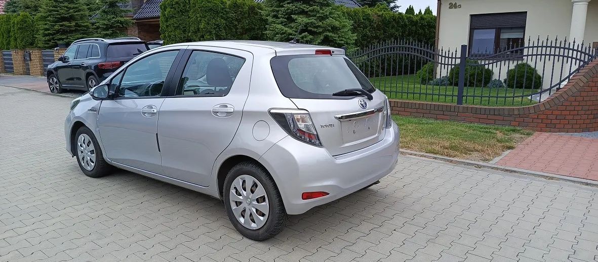Toyota Yaris Toyota Yaris Hybrid 100 Dynamic! 1.5VVT-i Kamera! Klimatronic! Ledy!