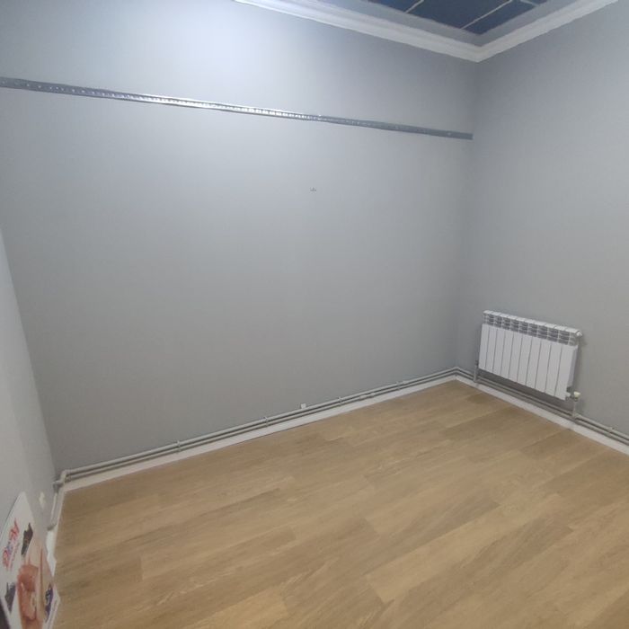 Приміщення на проспекті Олександра Поля 100