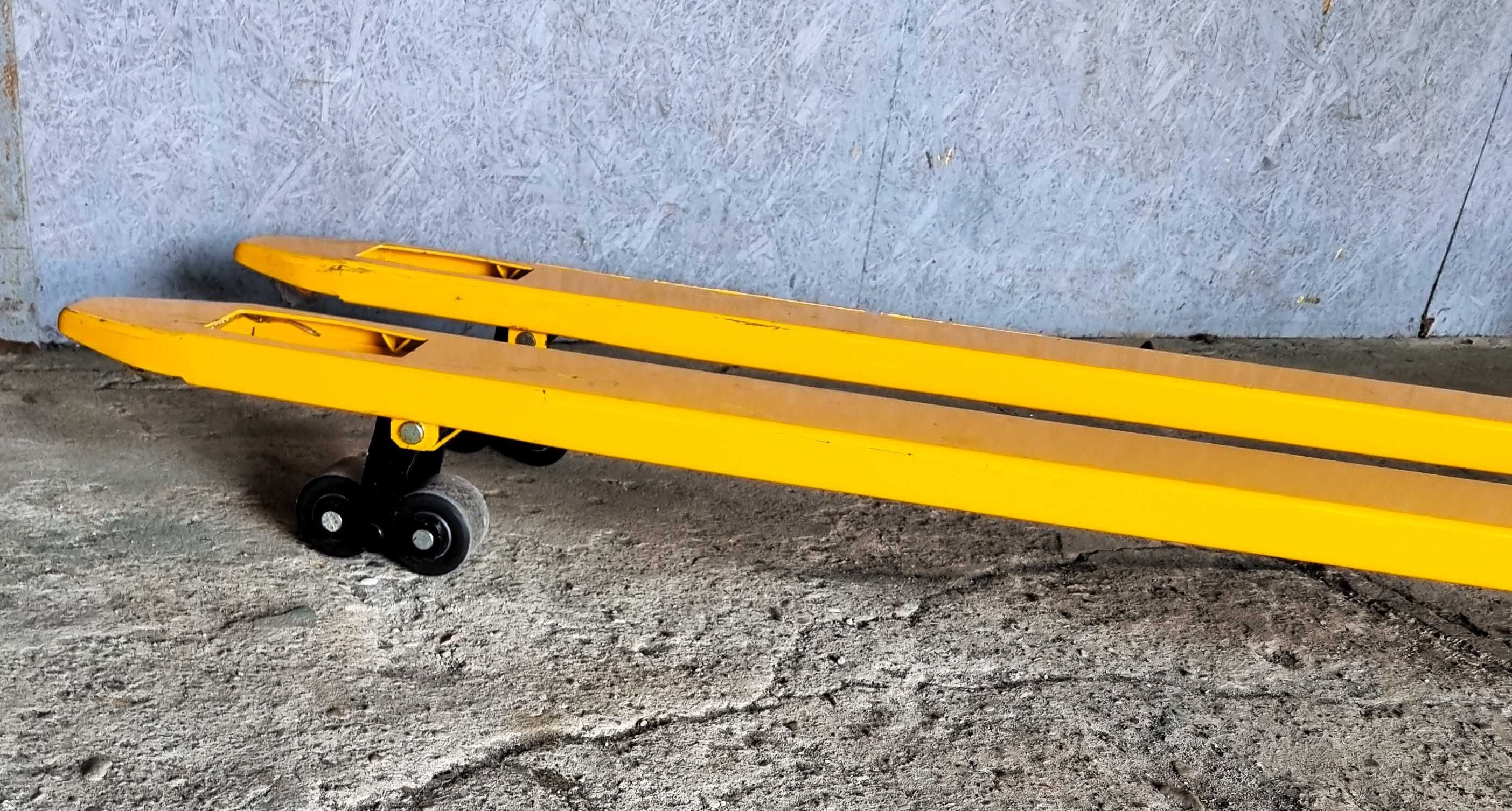 Wózek widłowy ręczny, paleciak 2500 mm