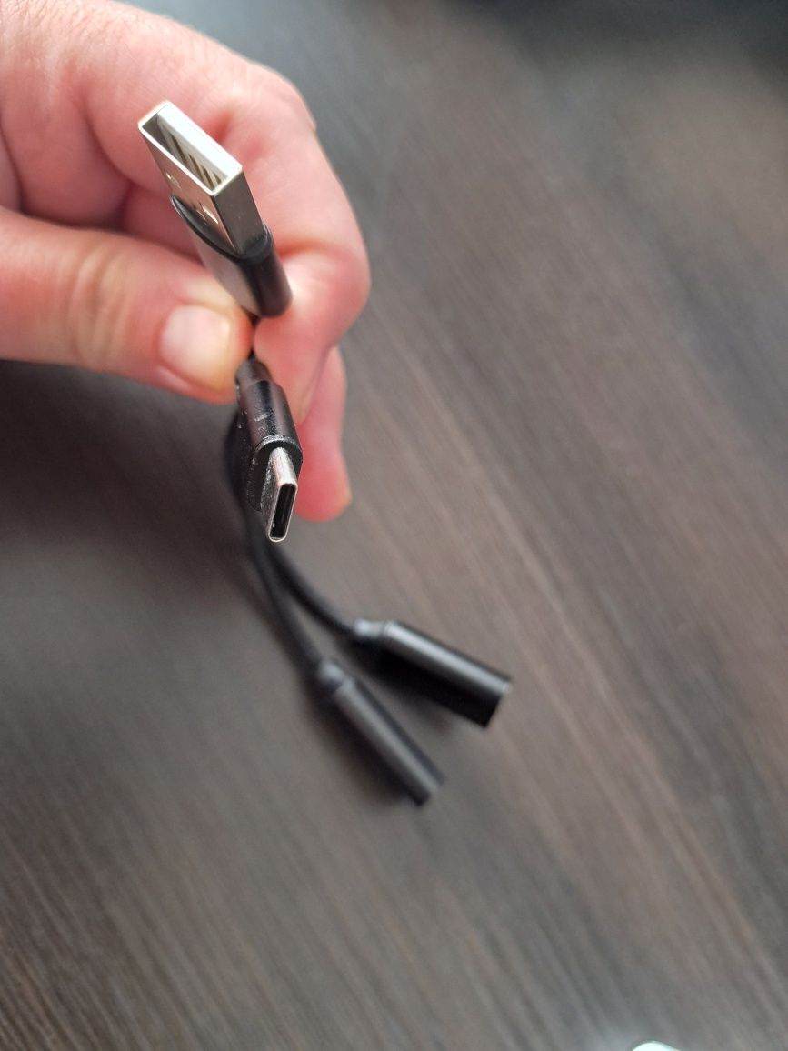 Bezprzewodowy inteligentny box samochodowy Carplay USB-C USB-A smart