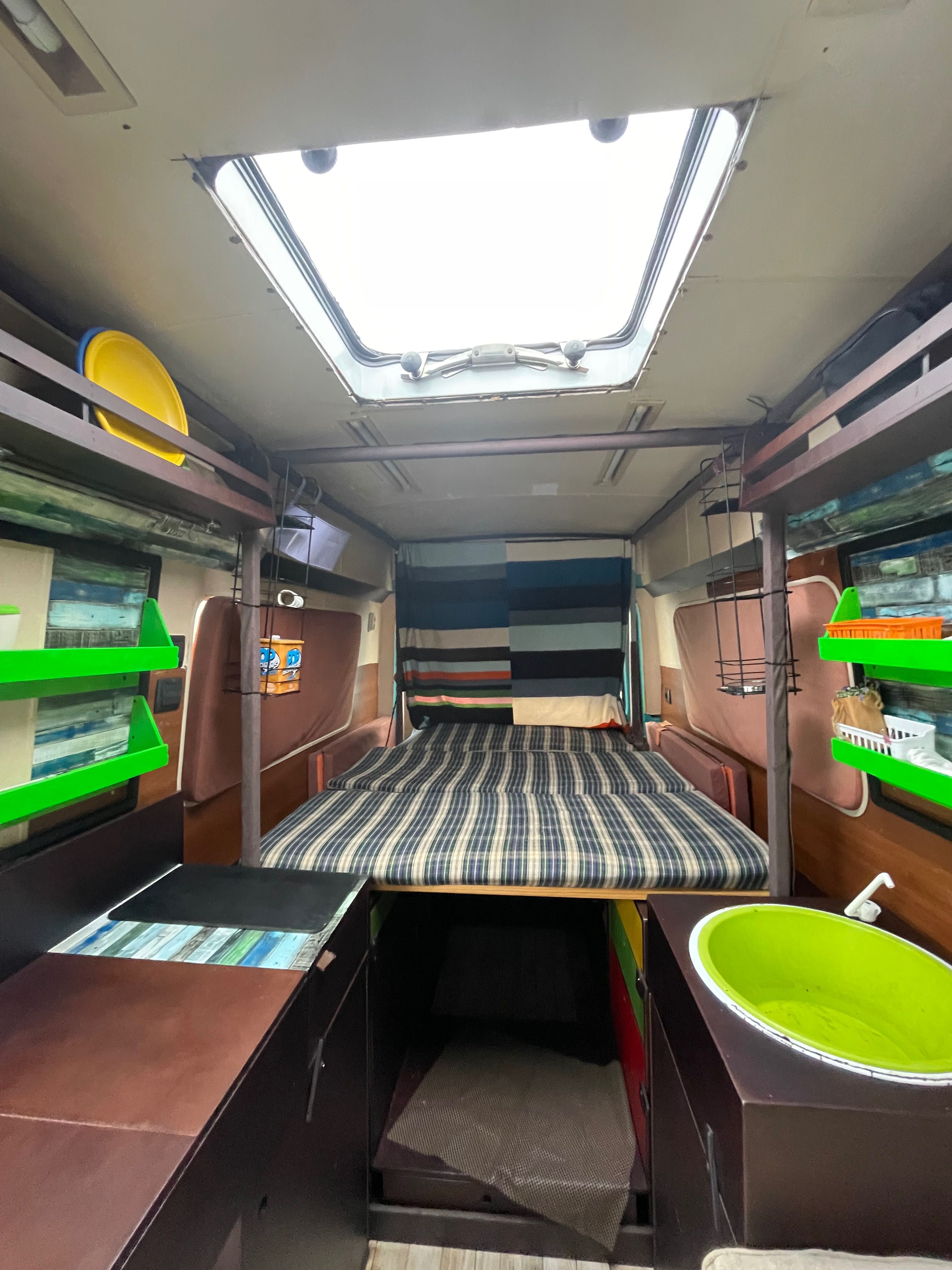Renault Master ’94 — Van-Casa | Bem Equipada